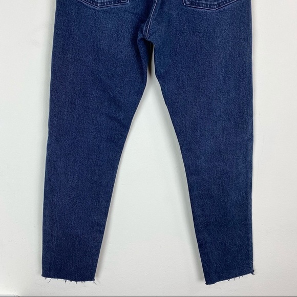 Levi’s Premium Wedgie Fit Icon High Rise Raw Hem Jeans in color Black and Blue - Picture 7 of 12
